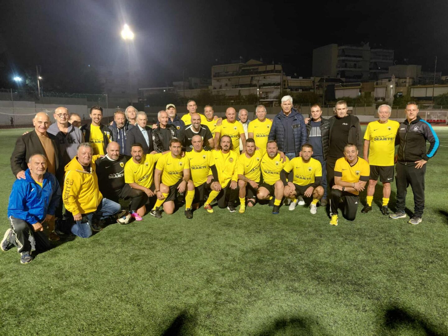 Οι παλαίμαχοι της ΑΕΚ τίμησαν τη μνήμη του Γιώργου Δαδίτσου απέναντι στην Προοδευτική