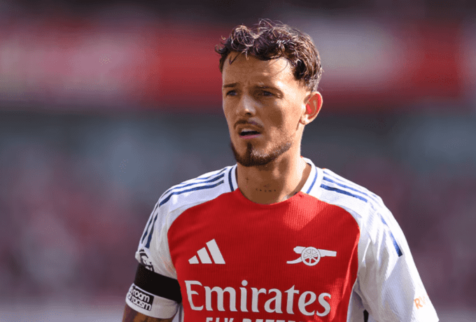 «Η Τσέλσι εξετάζει την περίπτωση του Μπεν Γουάιτ της Άρσεναλ για μία μεταγραφή-έκπληξη»