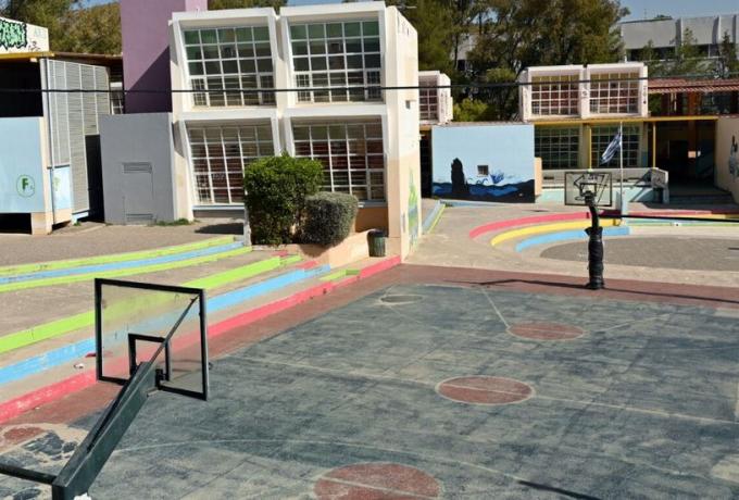 Τραγωδία σε ειδικό σχολείο στον Πειραιά: 13χρονο κορίτσι πνίγηκε με το φαγητό του
