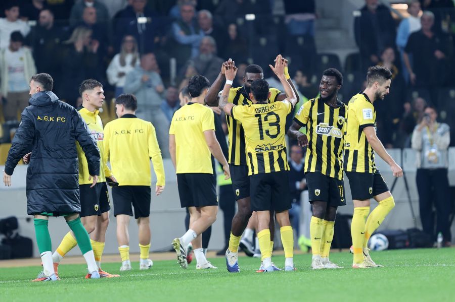 Ο «Σκάλι» βρέθηκε χθες στην «OPAP Arena» – «Τρελάθηκε» στο γκολ του Πινέδα (ΒΙΝΤΕΟ)