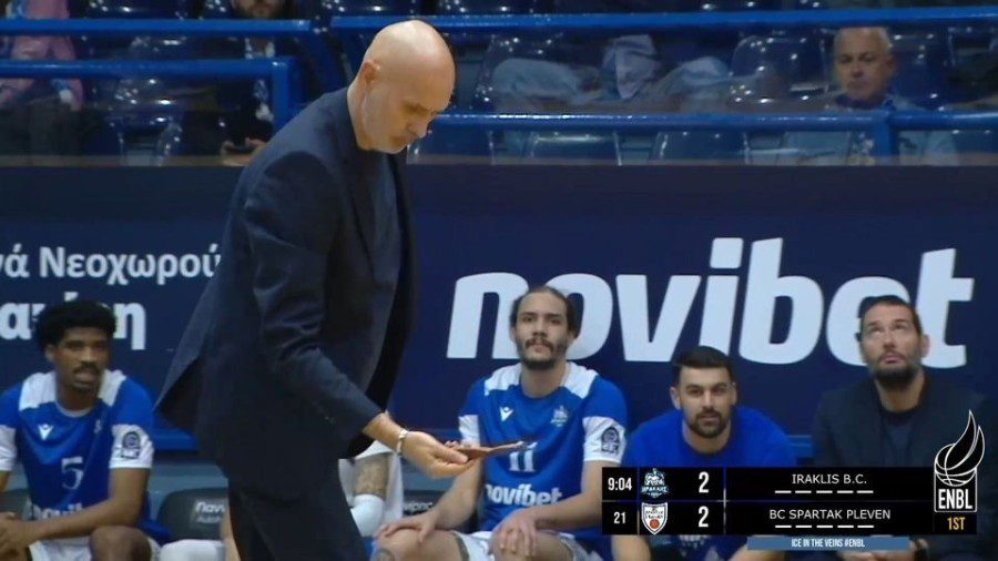 Σοκ στη Θεσσαλονίκη: Τραυματίες από υποχώρηση κερκίδας στο γήπεδο του Ηρακλή (vid)