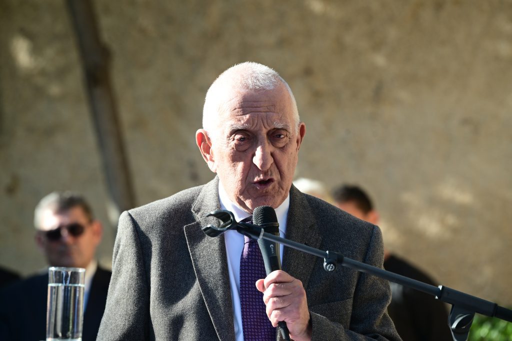 Κακλαμάνης για Φλαμπουράρη: «Θα μου λείψουν οι καυγάδες μας για ΑΕΚ – Ολυμπιακό»