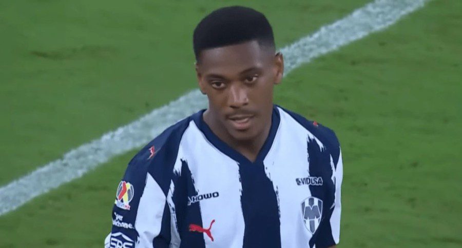 Μαρσιάλ: Σκόραρε στην προπόνηση και αποθεώθηκε (vid)