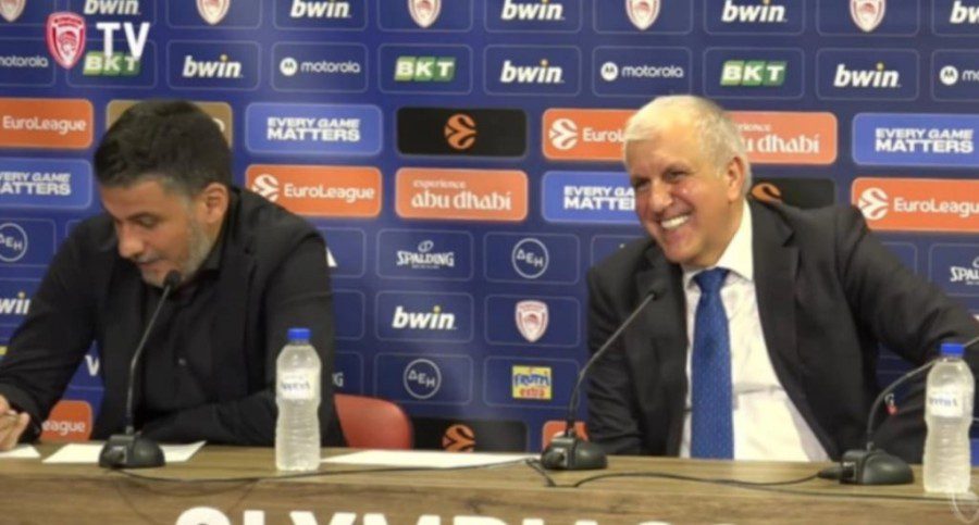 Ο Ομπράντοβιτς διόρθωσε στα ελληνικά τον team manager του Ολυμπιακού στη συνέντευξη Τύπου (vid)