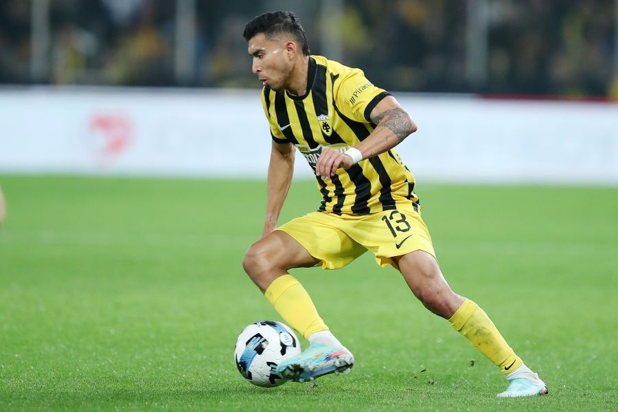 ΑΕΚ: Συμπλήρωσε κάρτες ο Πινέδα