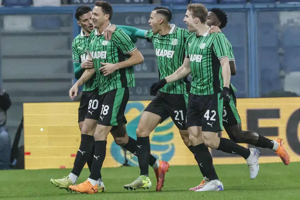 Serie A: Η Σασουόλο «πάγωσε» την Πίζα στις καθυστερήσεις