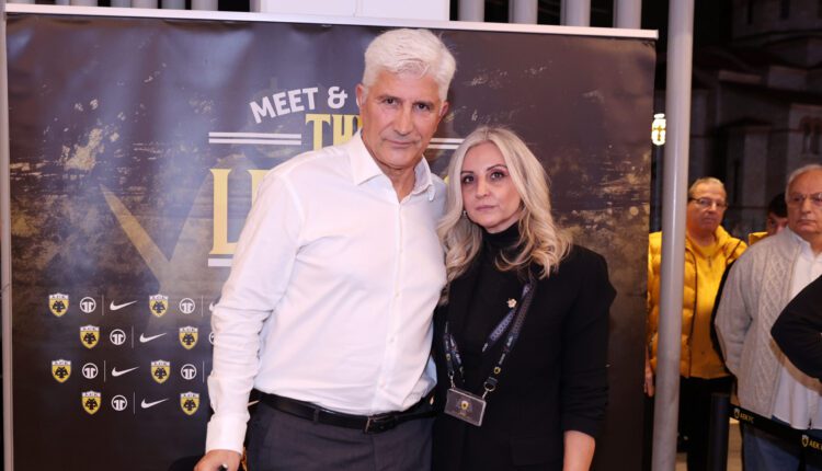 Στέλιος Μανωλάς: Η δική του Κυριακή στη Νέα Φιλαδέλφεια (vid)
