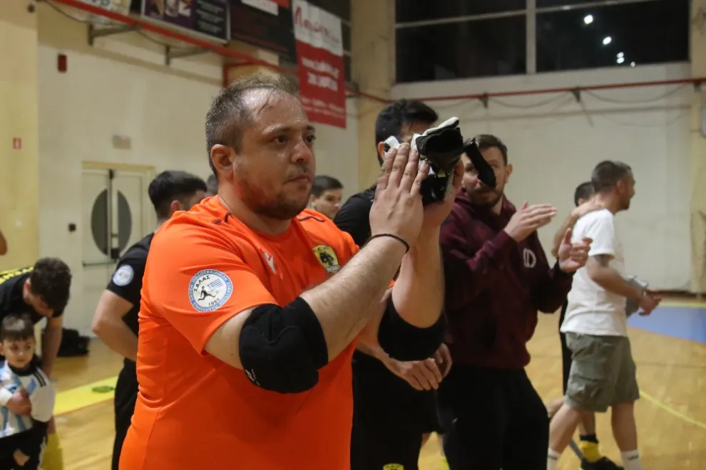 Συγκινητικός Θεοφίλου: «Οι αναμνήσεις και οι άνθρωποι είναι πιο σημαντικοί από κάθε τίτλο»