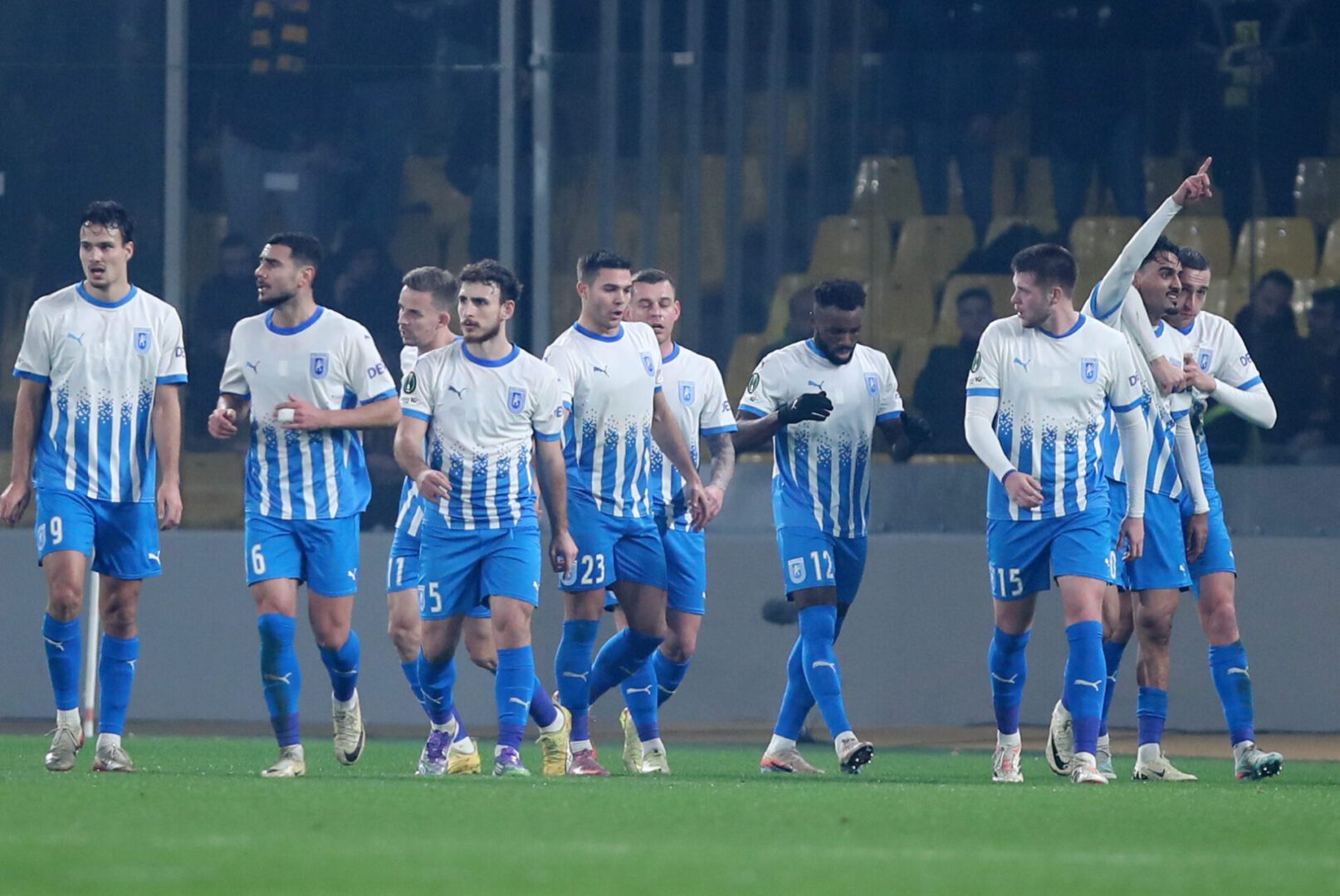 ΑΕΚ – Ουνιβερσιτατέα Κραϊόβα: Ο Μπραϊαράμ ανοίγει το σκορ από κοντά (vid)