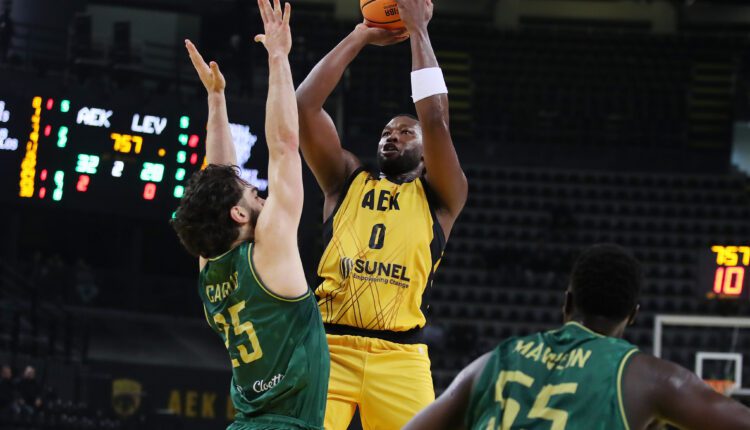 Γκρέι: «Είχαμε κάποιες απουσίες, αλλά δείξαμε χαρακτήρα – Ήταν μια δύσκολη νίκη»