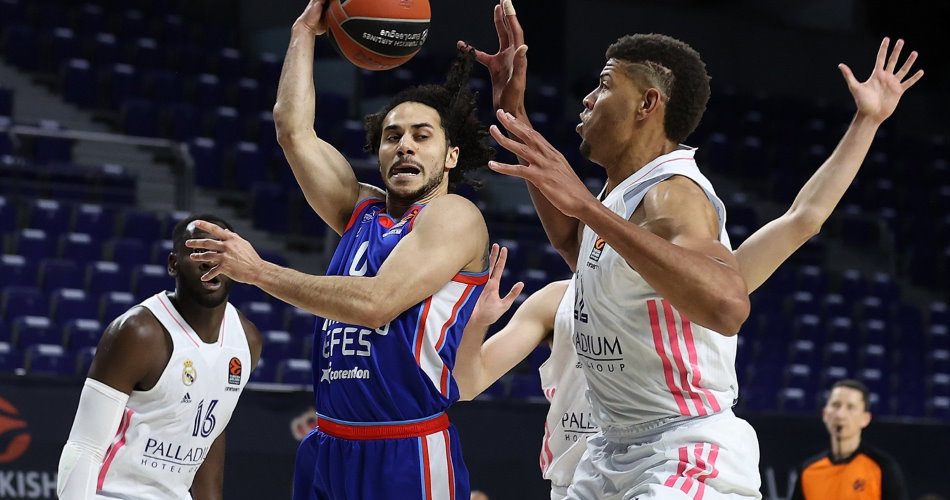 Μπαρτσελόνα – Αναντολού Εφές: Η ώρα και το κανάλι του αγώνα