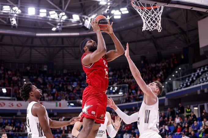 Euroleague: Μεγάλο αποτέλεσμα για την Αρμάνι απέναντι στη Ρεάλ Μαδρίτης