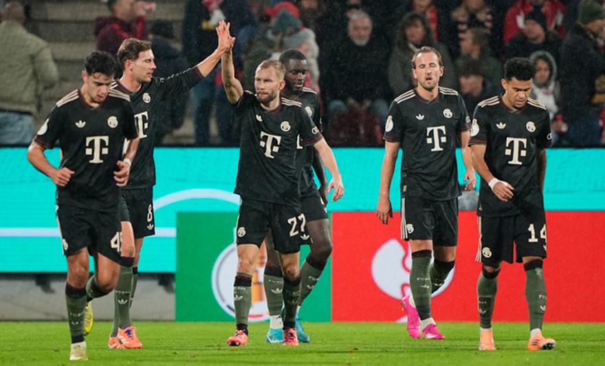 DFB Pokal: Μπάγερν με δυσκολία στους «8», αποκλεισμός σοκ για το Αμβούργο στο Κύπελλο Γερμανίας