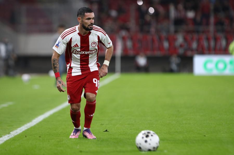 «Σε προχωρημένες επαφές ο Καμπελά με την Ναντ»