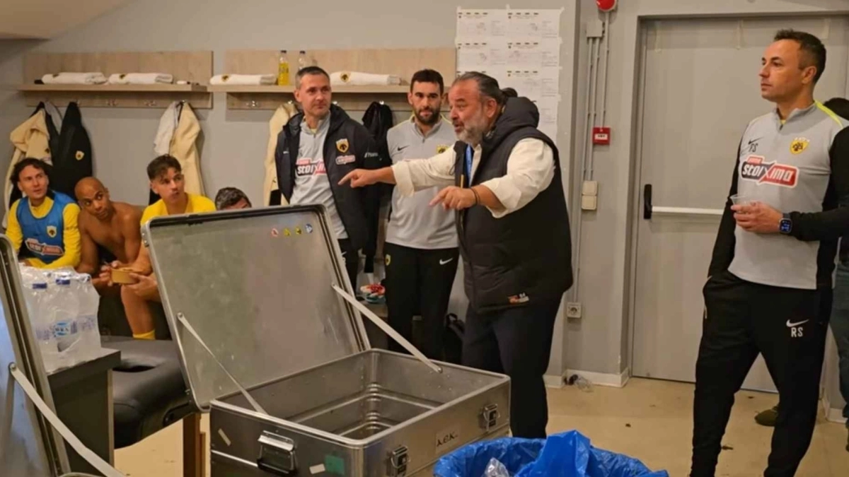 ΑΕΚ: Πριμ 200.000 ευρώ ανακοίνωσε ο Μάριος Ηλιόπουλος στους παίκτες μετά το διπλό στη Λεωφόρο! (VIDEO)