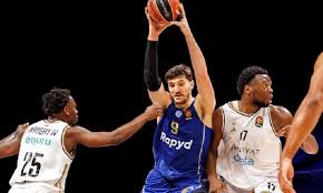 EuroLeague: Θρίλερ στην Coca Cola Arena με νικήτρια τη Μακάμπι απέναντι στην Ντουμπάι