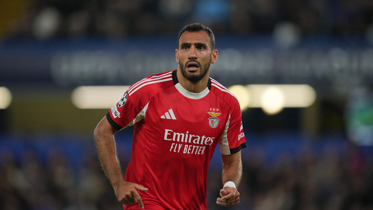 Παυλίδης για τον Τρουμπίν: «Ίσως χρειαστεί να κάνω προπόνηση μαζί του στις κεφαλιές»