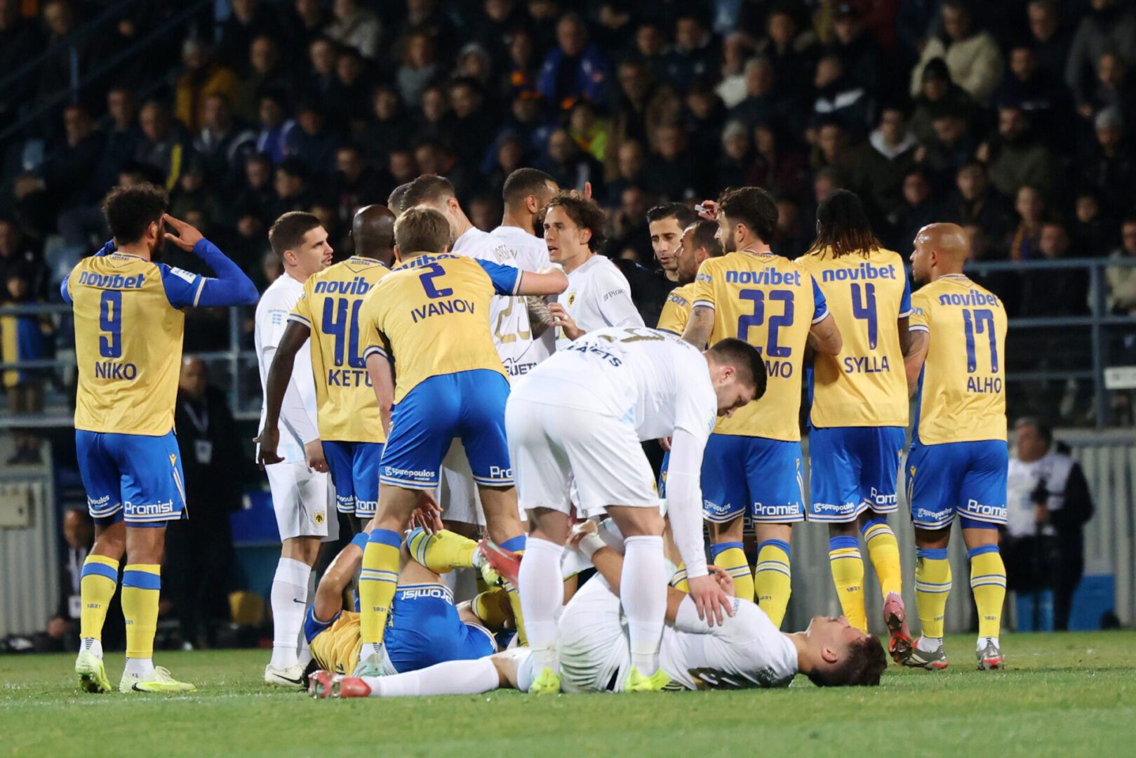 Βαθμολογία Super League: Στην κορυφή η ΑΕΚ, στο -2 ο Ολυμπιακός με ματς λιγότερο