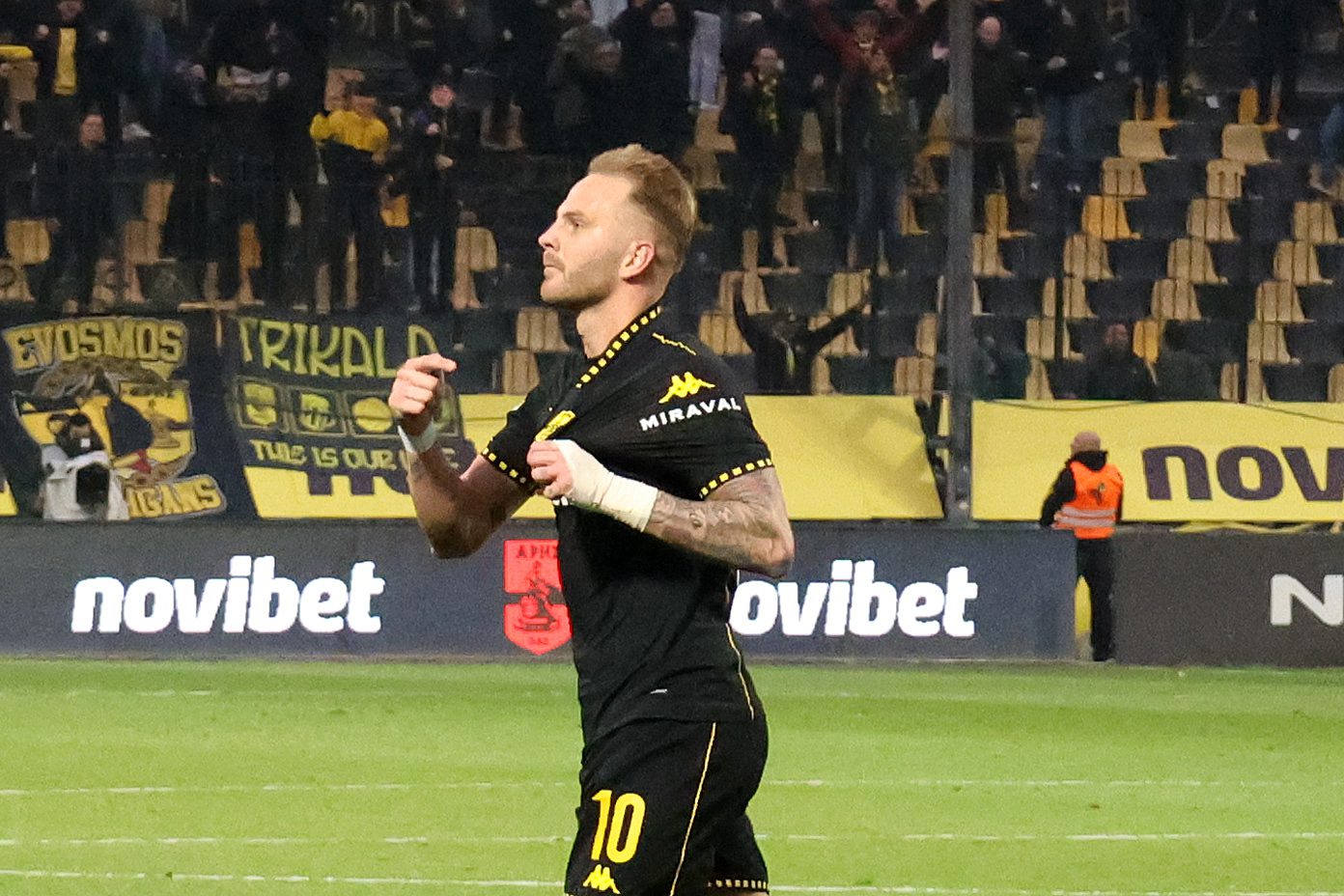 Άρης – Λεβαδειακός: Νέο προβάδισμα για τους «κίτρινους» με τον «κεραυνό» του Ράτσιτς (VIDEO)