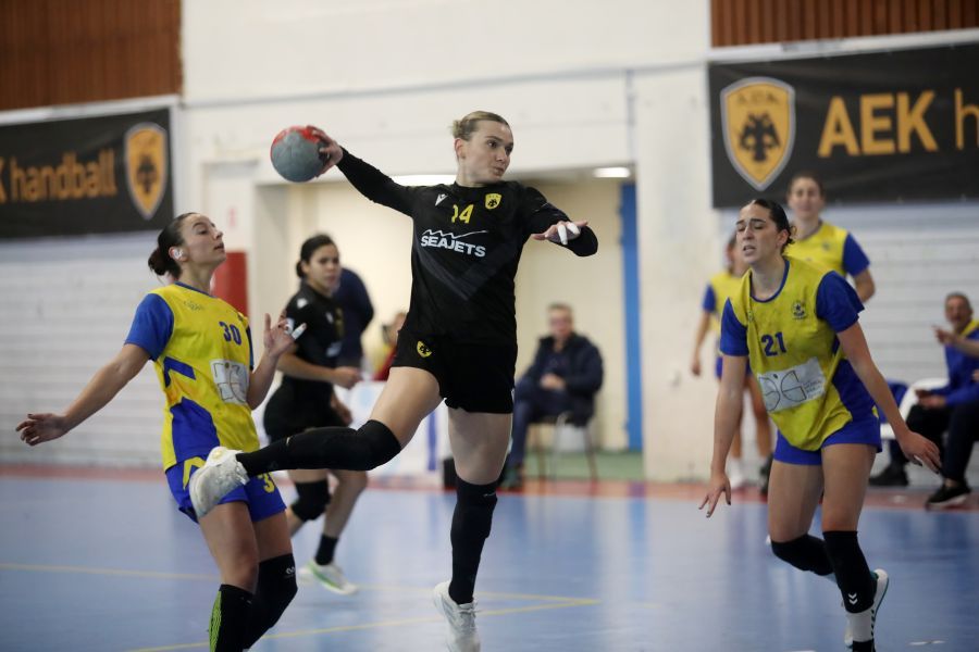 Χάντμπολ Γυναικών: Να διευρύνει το σερί νικών της θέλει η ΑΕΚ!