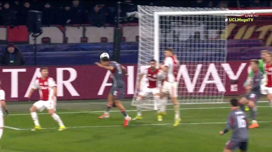 Άγιαξ – Ολυμπιακός: Με κεφαλιά ο Έσε για το 1-2 (vid)