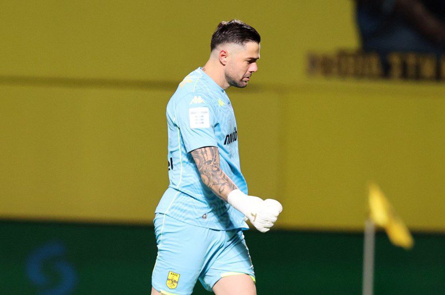 Άρης – ΑΕΚ: Σταμάτησε τον Μαρίν ο Αθανασιάδης (vid)