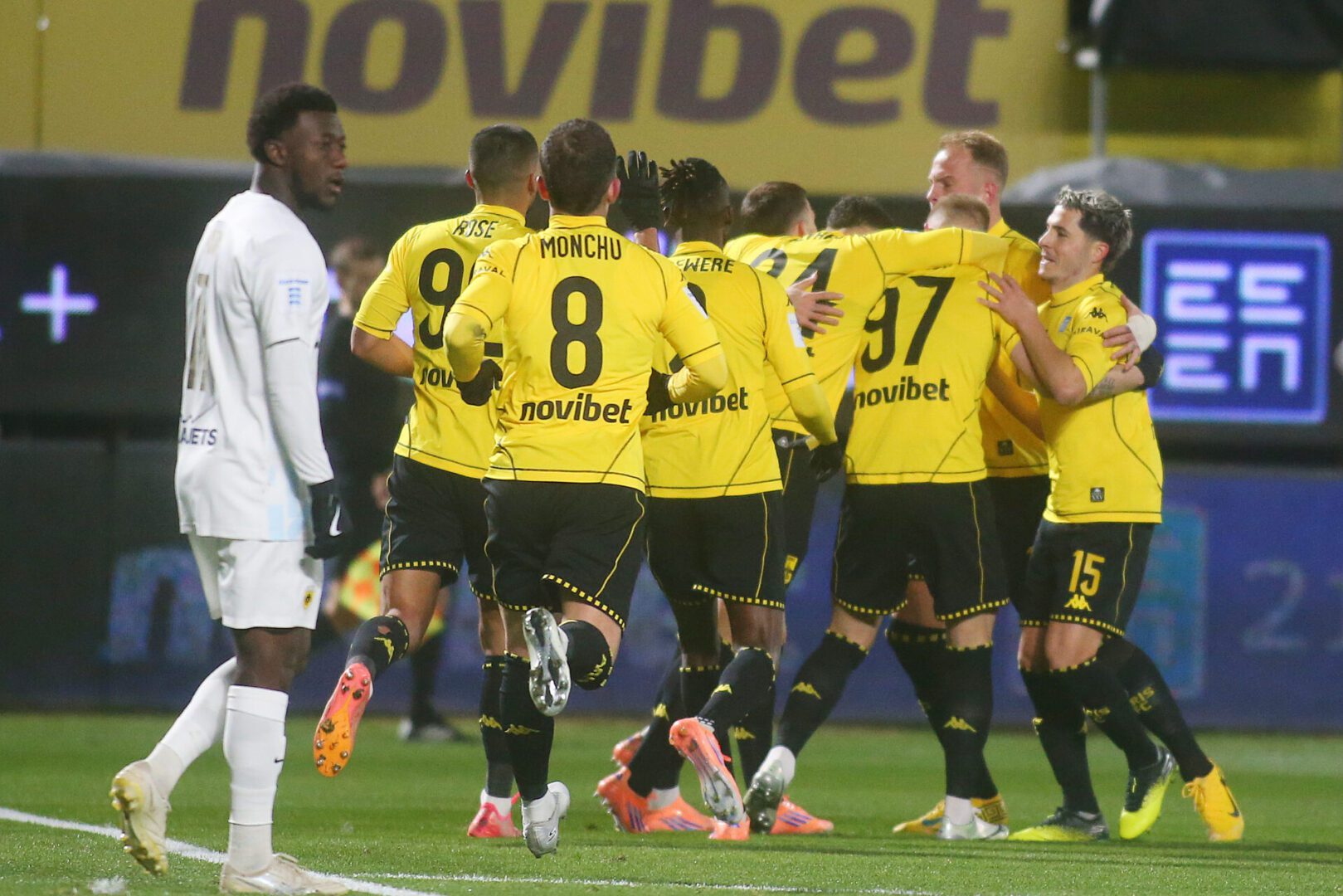 Άρης – ΑΕΚ: Ο Γιένσεν ισοφαρίζει για τους γηπεδούχους (vid)