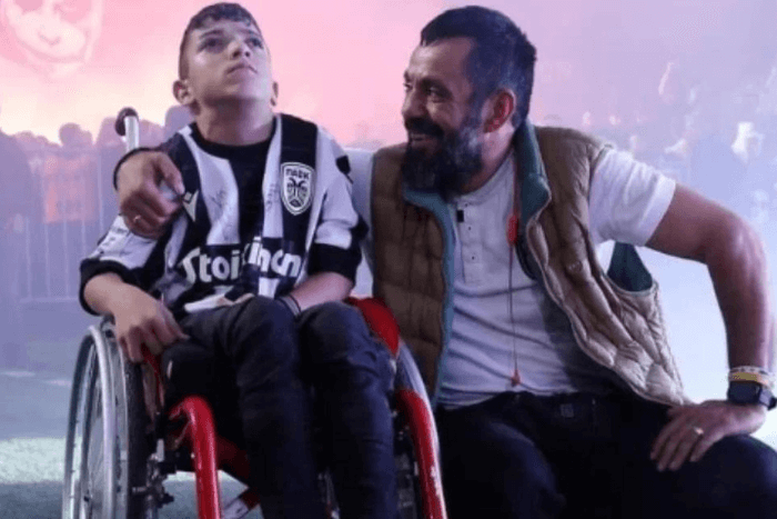 Συγκλονιστικό μήνυμα από τον μικρό Γιαννάκη για την τραγωδία στη Ρουμανία: «Ο ΠΑΟΚ είναι πρόσωπα και ψυχές»