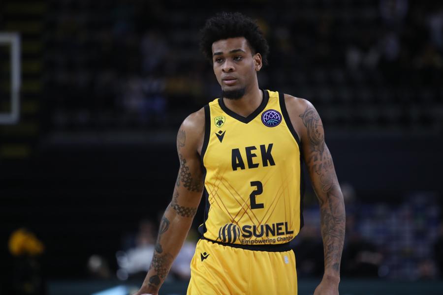 Με Νάναλι και Μπράουν η ΑΕΚ κόντρα στον Κολοσσό – Εκτός ο Κουζμίνσκας