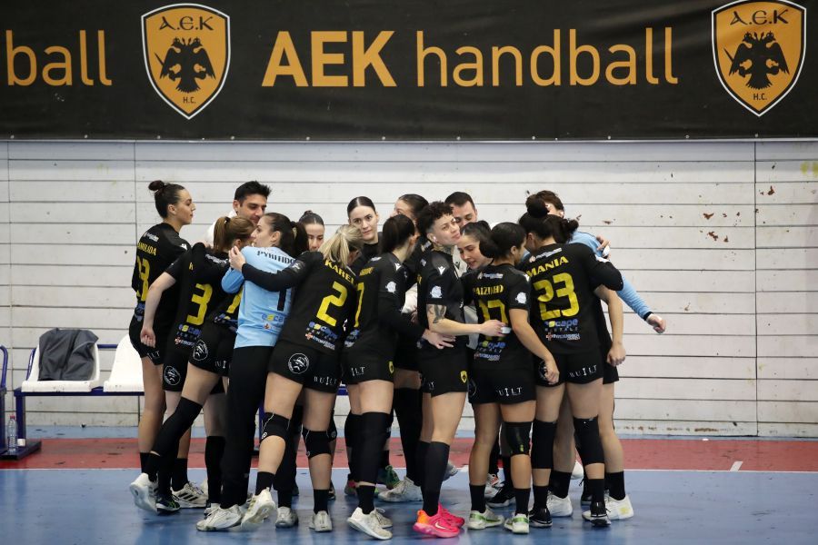 Μανιά: «Είμαστε συγκεντρωμένες – Να βγάλουμε στο γήπεδο αυτά που έχουμε δουλέψει στην προπόνηση»