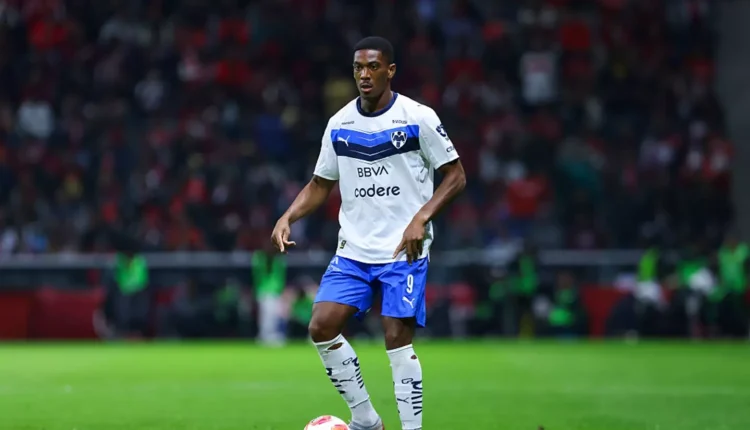 Σοβαρός τραυματισμός για τον Άντονι Μαρσιάλ – Εκτός δράσης ο Γάλλος φορ της Μοντερέι