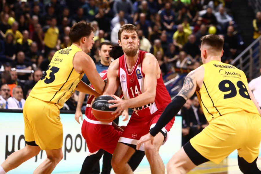 Stoiximan GBL: Μαχητικός Άρης, ανώτερος Ολυμπιακός στο φινάλε της αναμέτρησης