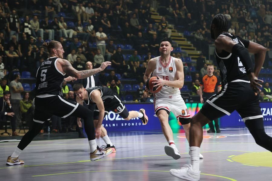 EuroLeague: Καταιγιστικός ο Ολυμπιακός στο Βελιγράδι, διέλυσε την Παρτίζαν (vid)