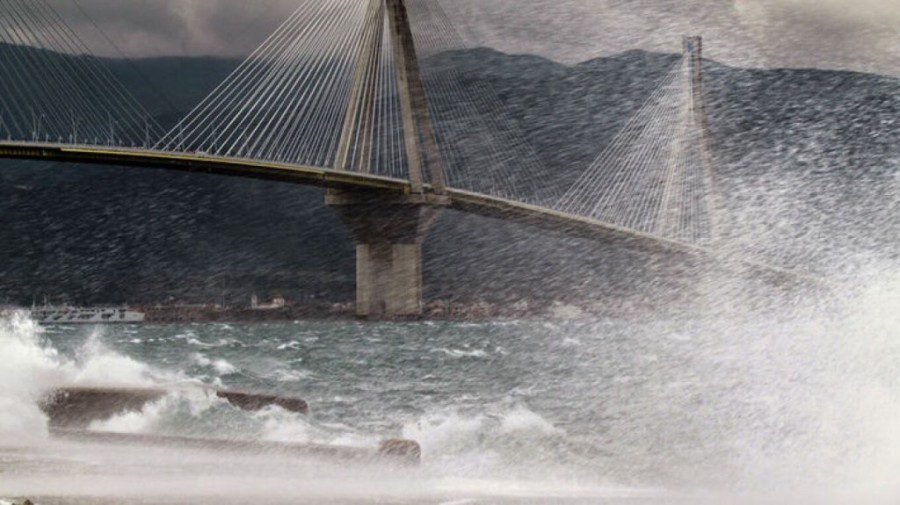 Κλειστή η γραμμή Ρίου – Αντιρρίου λόγω ισχυρών ανέμων – Κανονικά η κυκλοφορία από τη γέφυρα (vid)