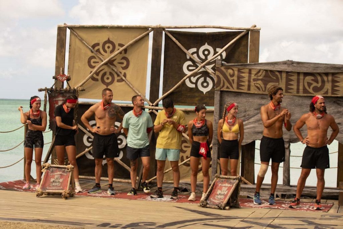 Survivor: Ανατροπή και «εμφύλιος» μετά την ισοψηφία – Ημέρα έντασης πριν την αποχώρηση (vids)