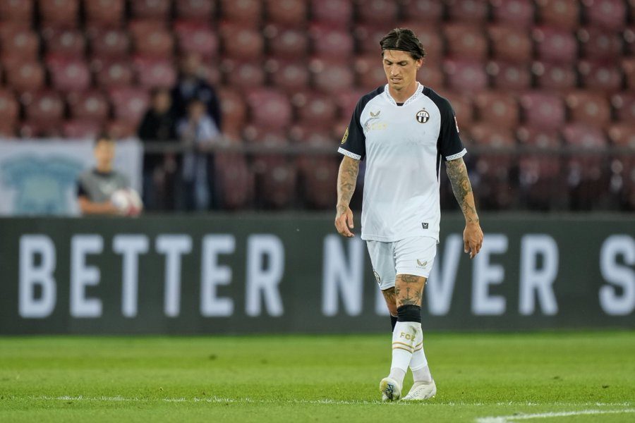 Τέλος από την Ζυρίχη ο Τσούμπερ