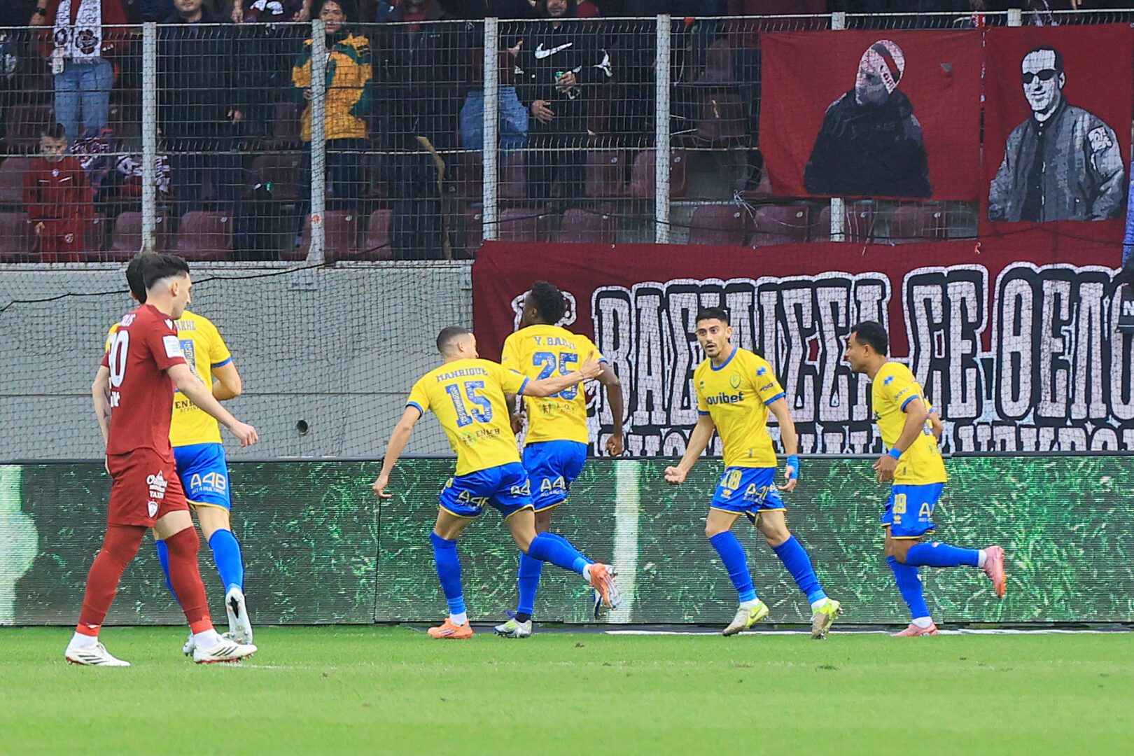 ΑΕΛ Novibet – Παναιτωλικός 0-1: «Χτυπάνε» νωρίς με τον Μπάτζι οι φιλοξενούμενοι (VIDEO)