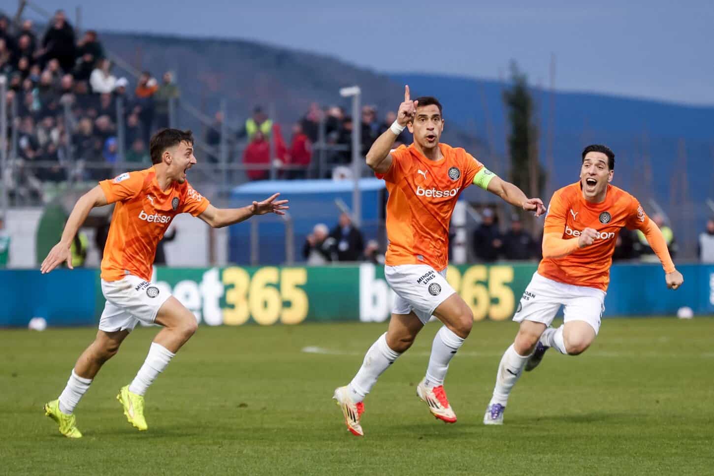 Κύπελλο Ελλάδας Betsson: Υπέταξε τον Λεβαδειακό και πήρε την πρόκριση για τον ιστορικό τελικό ο ΟΦΗ!