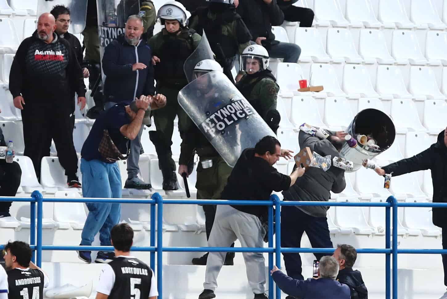 Κηφισιά: Πρόστιμο 20.000€ από τη Λίγκα για τα επεισόδια στο γήπεδο της Νεάπολης