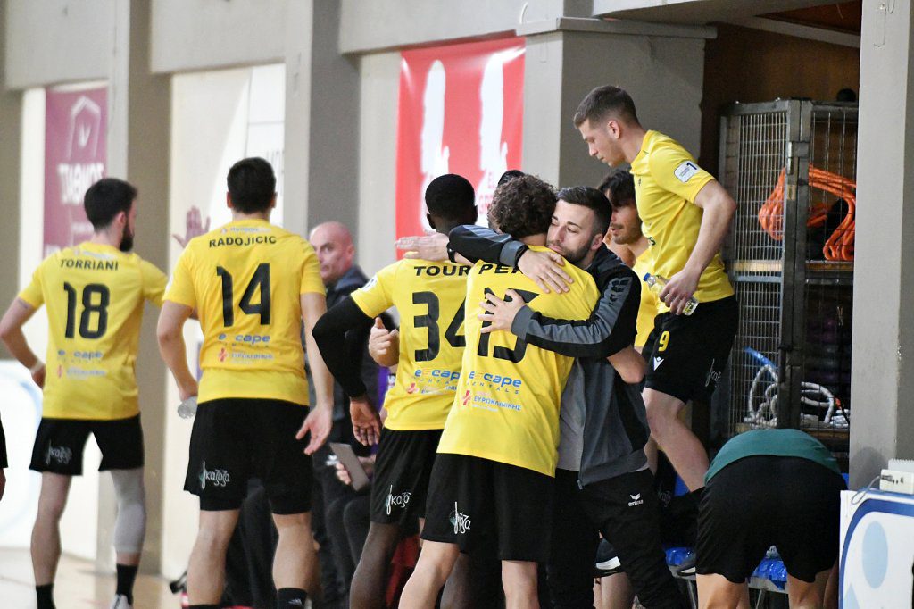 ΑΕΚ Χάντμπολ: Κυριαρχική εμφάνιση και νίκη επί του Φέρωνα