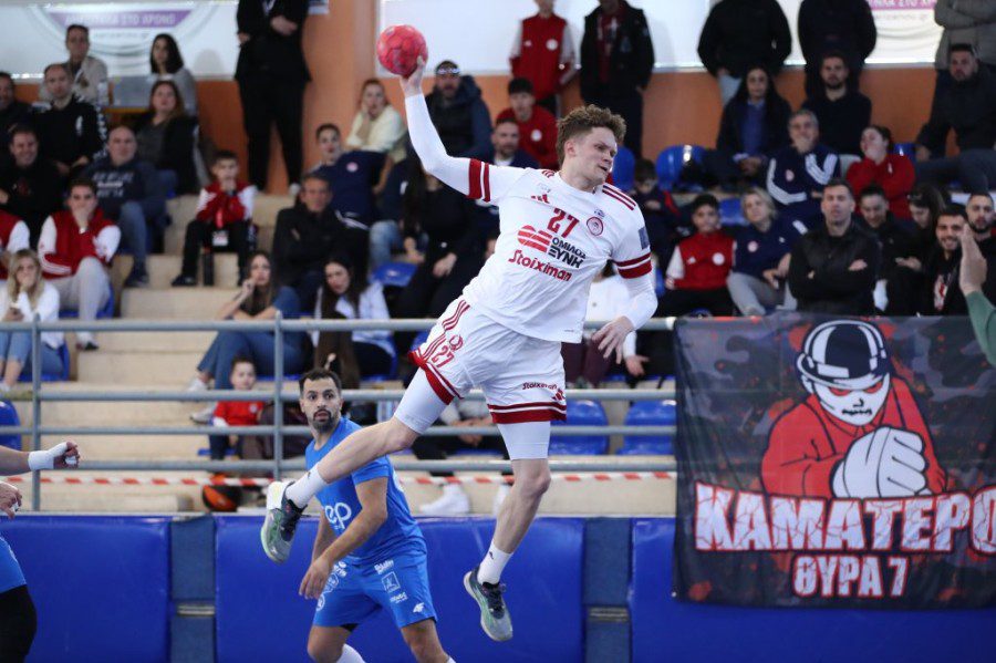 Άνετη πρόκριση στον τελικό του Final 4 για τον Ολυμπιακό (vid)