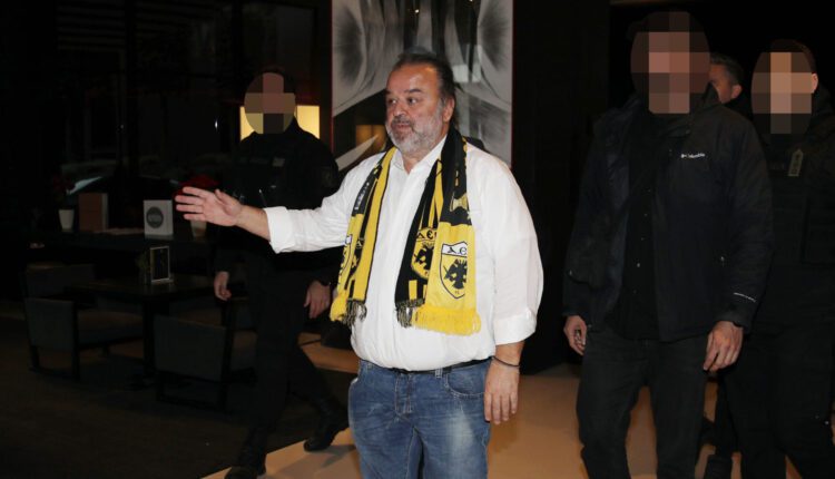 Με τον Ηλιόπουλο στο πλευρό της η ΑΕΚ στο ντέρμπι με τον ΠΑΟΚ