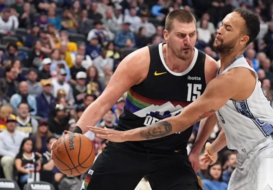 NBA: Νέο τριπλ-νταμπλ ο Νίκολα Γιόκιτς, έκτη σερί νίκη για τους Σαν Αντόνιο Σπερς – Όλα τα αποτελέσματα (vids)