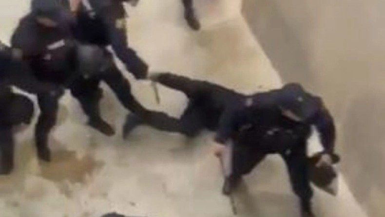 Ένταση στο Οσασούνα – Ρεάλ Μαδρίτης: Συμπλοκές με αστυνομία μετά το μπουκάλι στον Κουρτουά (vid)