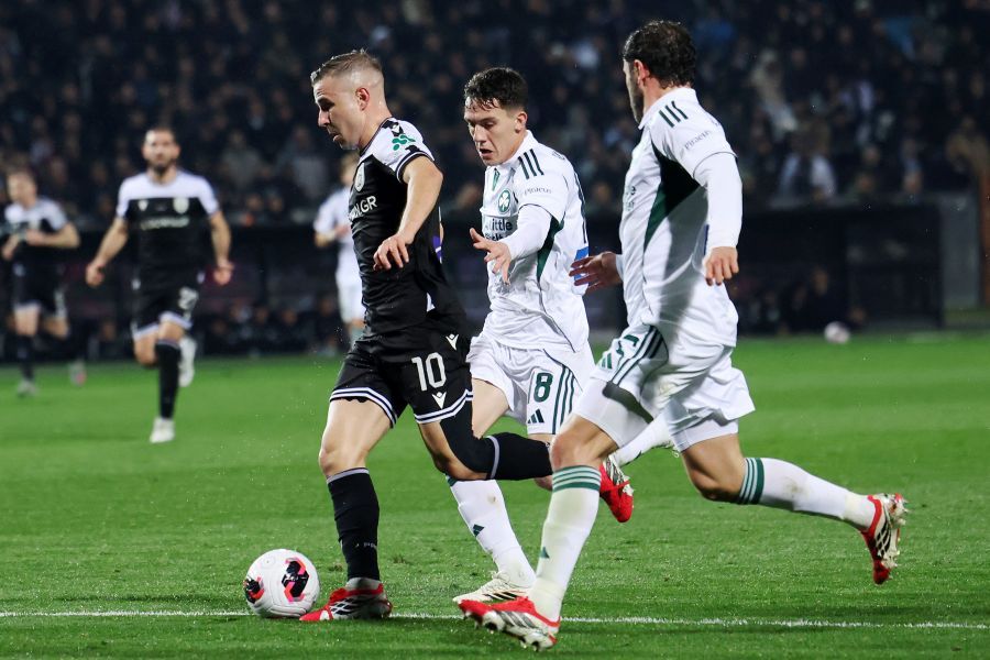 ΠΑΟΚ – Παναθηναϊκός: Τραυματίστηκε ο Πέλκας και έγινε αλλαγή