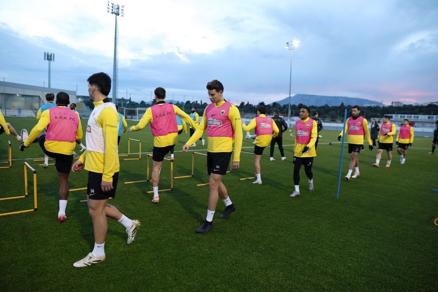 ΑΕΚ: Πλάνα από την σημερινή προπόνηση της ομάδας (VIDEO)