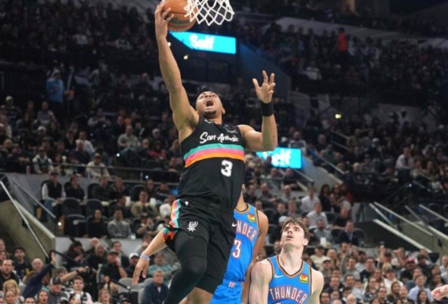 NBA: Νίκς, Μπακς και Σπερς σε μεγάλη φόρμα – Όλα τα αποτελέσματα (vids)