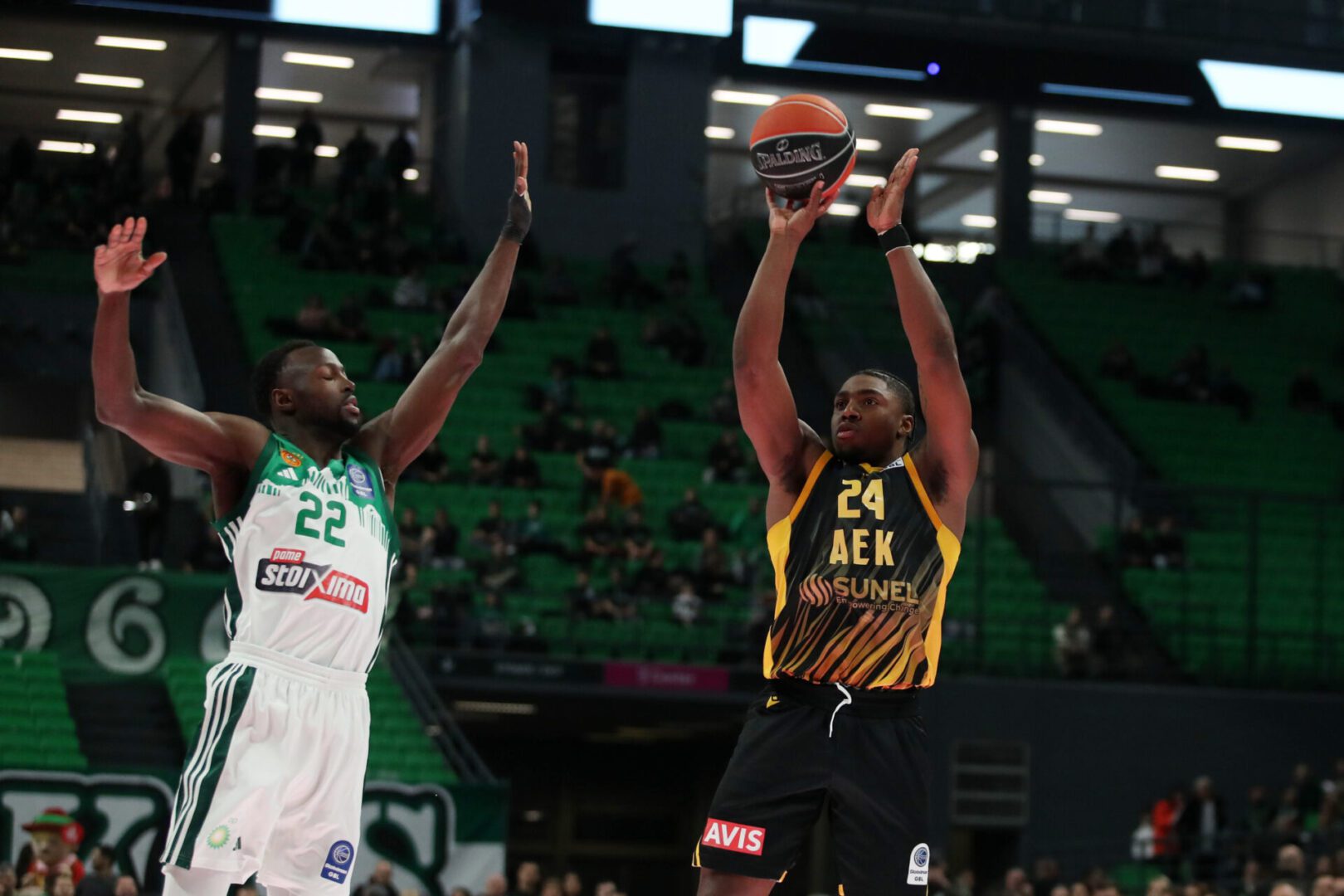 Παναθηναϊκός – ΑΕΚ: Ο Μπάρτλεϊ παίρνει «φωτιά» με 8 πόντους σε 43” στο σερί 11-0 της «Ένωσης» για το +13 στο πρώτο δεκάλεπτο (VIDEO)