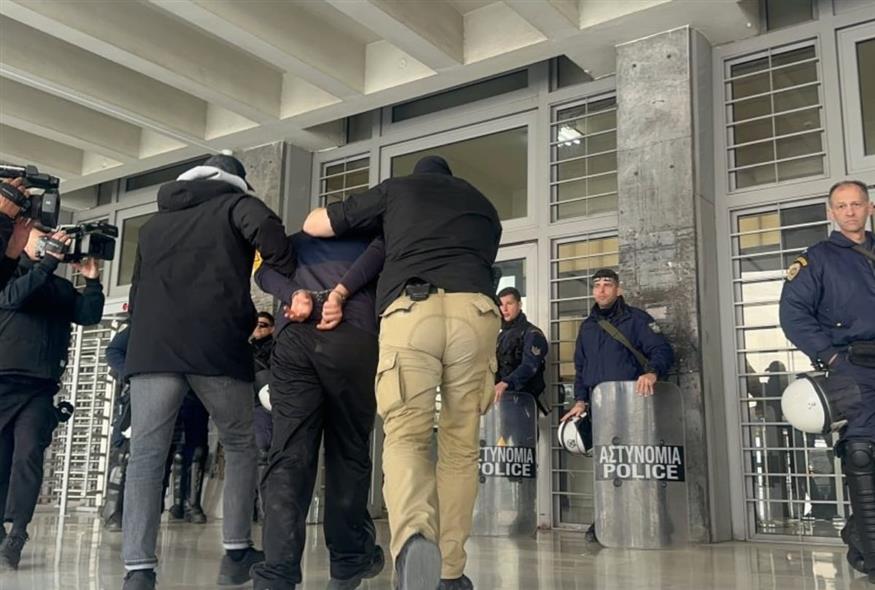 Δολοφονία οπαδού ΠΑΟΚ: Αίτημα του 23χρονου δράστη για αναβάθμιση κατηγοριών για τα δύο πρόσωπα που ήταν μαζί με το θύμα