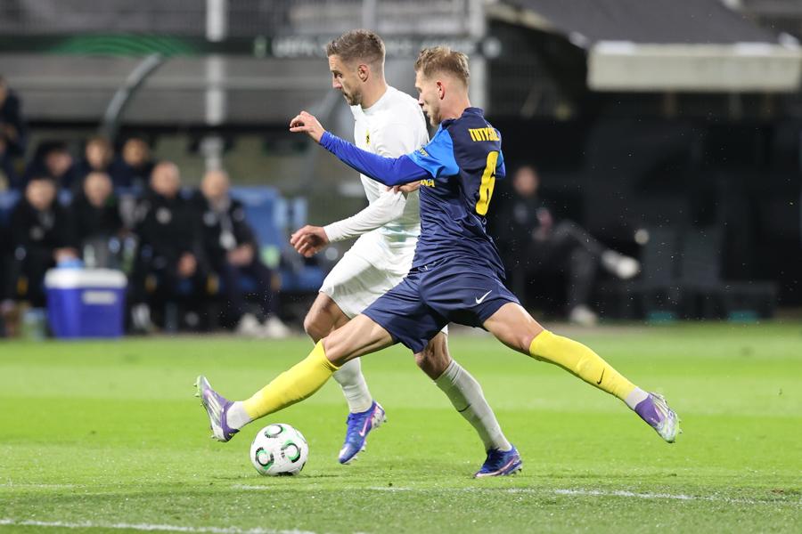 Έφτασε στην Αθήνα η Τσέλιε